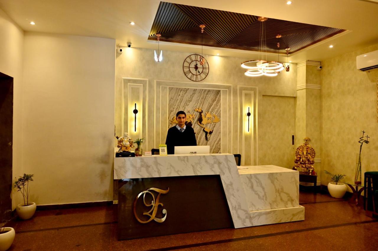 Hotel Elite - 5 Mins From Golden Temple Amritsar Exteriör bild