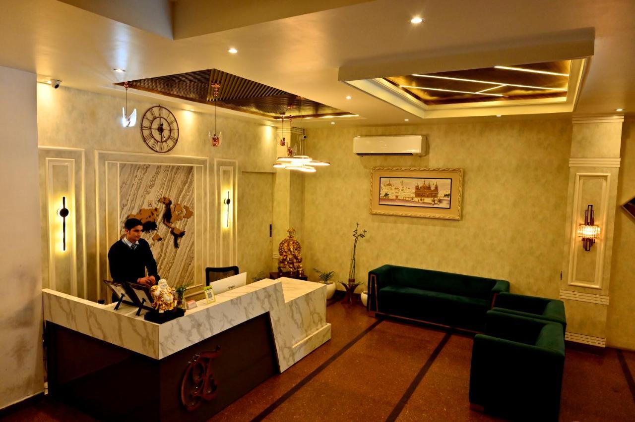 Hotel Elite - 5 Mins From Golden Temple Amritsar Exteriör bild